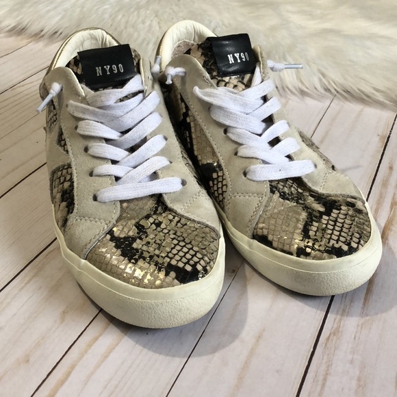 Steve Madden Pursued snake print sneakers size 10 - Picture 3 of 13